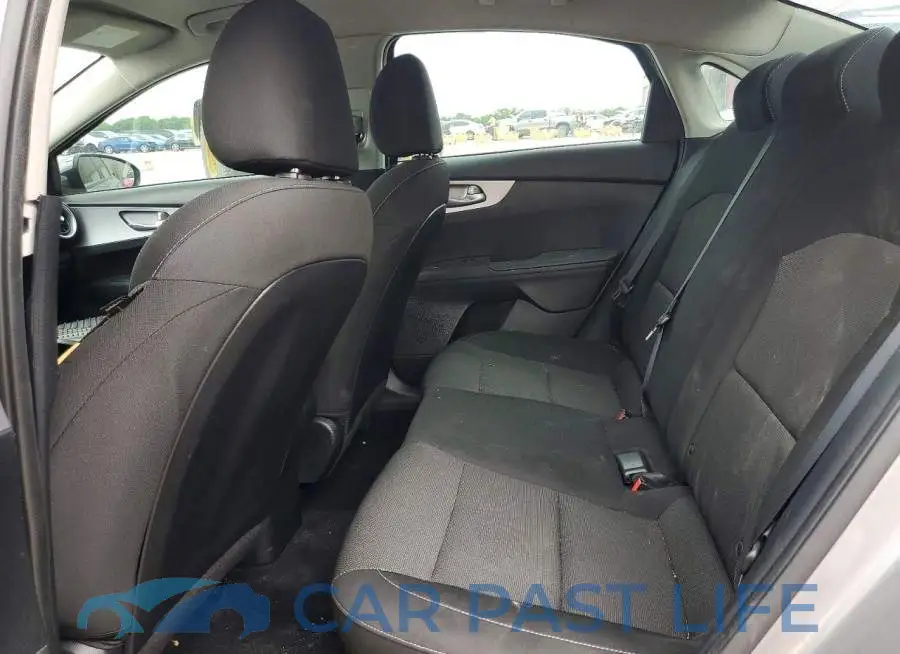3KPF24AD0PE608406# 10