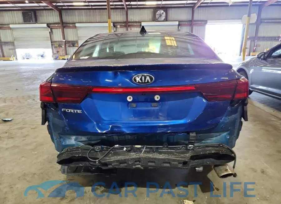 3KPF24AD4KE056949# 6