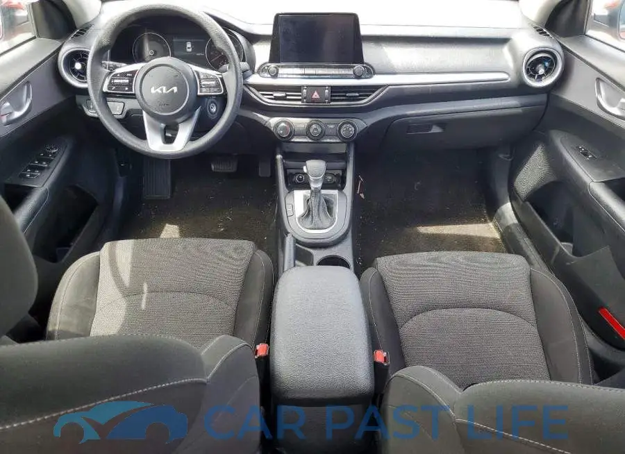 3KPF24AD4RE705577# 8