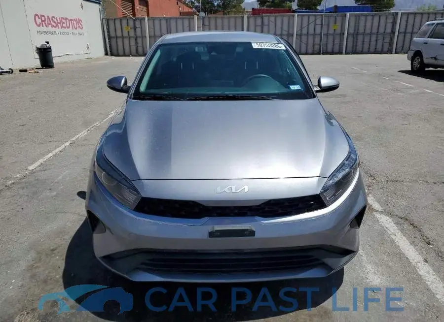 3KPF24AD5RE837604# 5