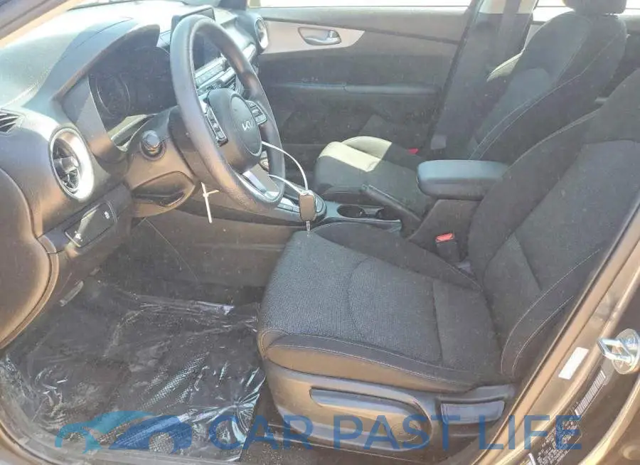 3KPF24AD6PE674054# 7