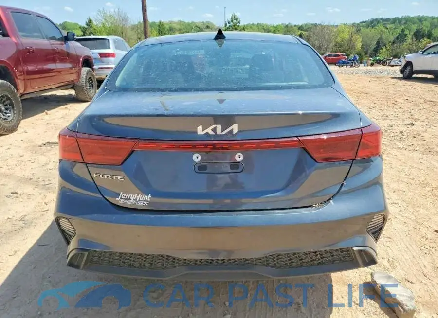 3KPF24AD6PE674054# 6