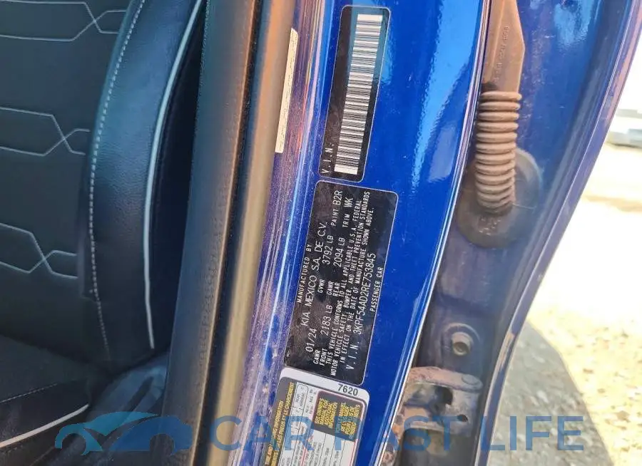 3KPF54AD2RE753845# 12