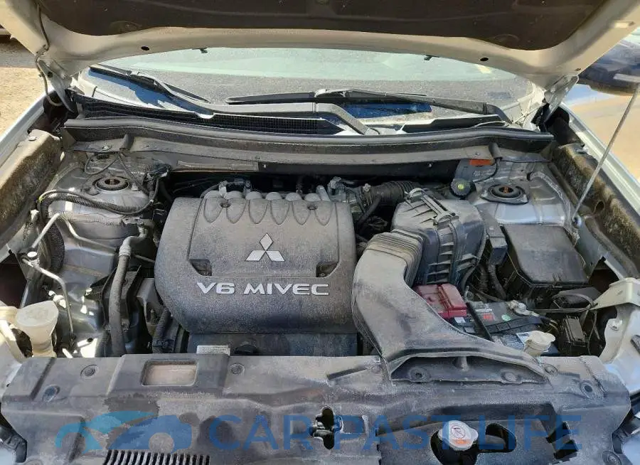 JA4JZ3AX3JZ606908# 12