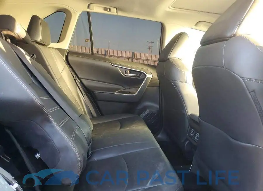 2T3C1RFV7MW183738# 11