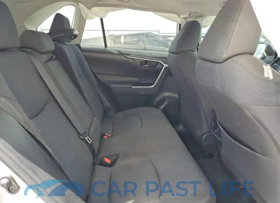 2T3H1RFV6NW195807# 11