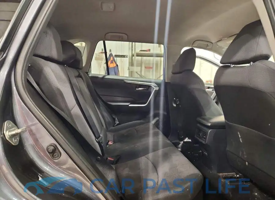 JTMRWRFV0PD182699# 11