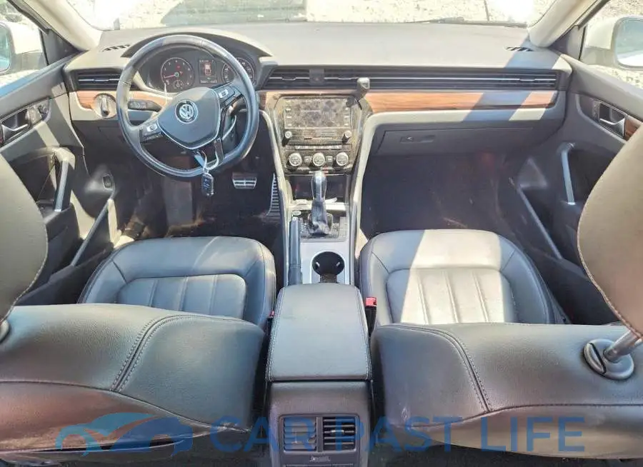 1VWCA7A3XLC006903# 8