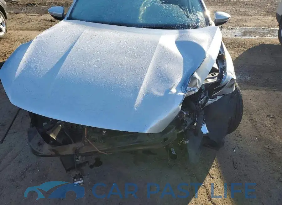 1VWDT7A35HC044092# 11