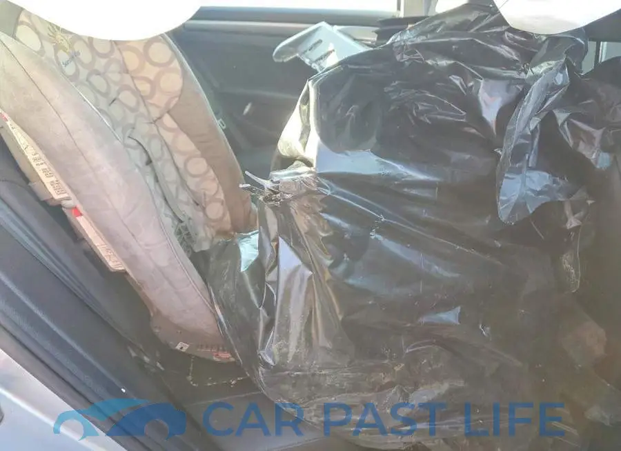 1VWDT7A35HC044092# 10