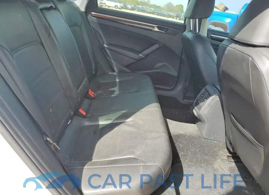 1VWMA7A36KC002575# 10