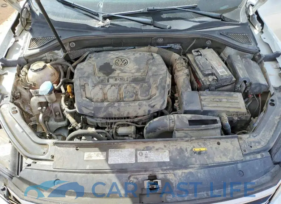 1VWMA7A36KC002575# 11