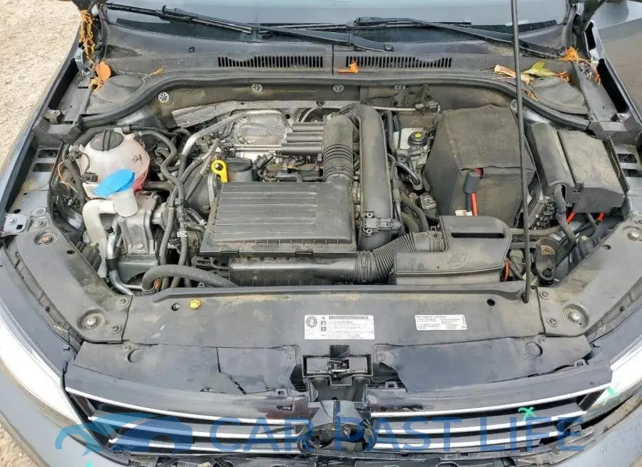 3VW2B7AJ2HM212374# 11