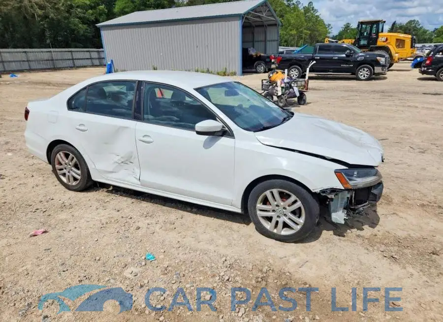 3VW2B7AJ6JM248011# 4
