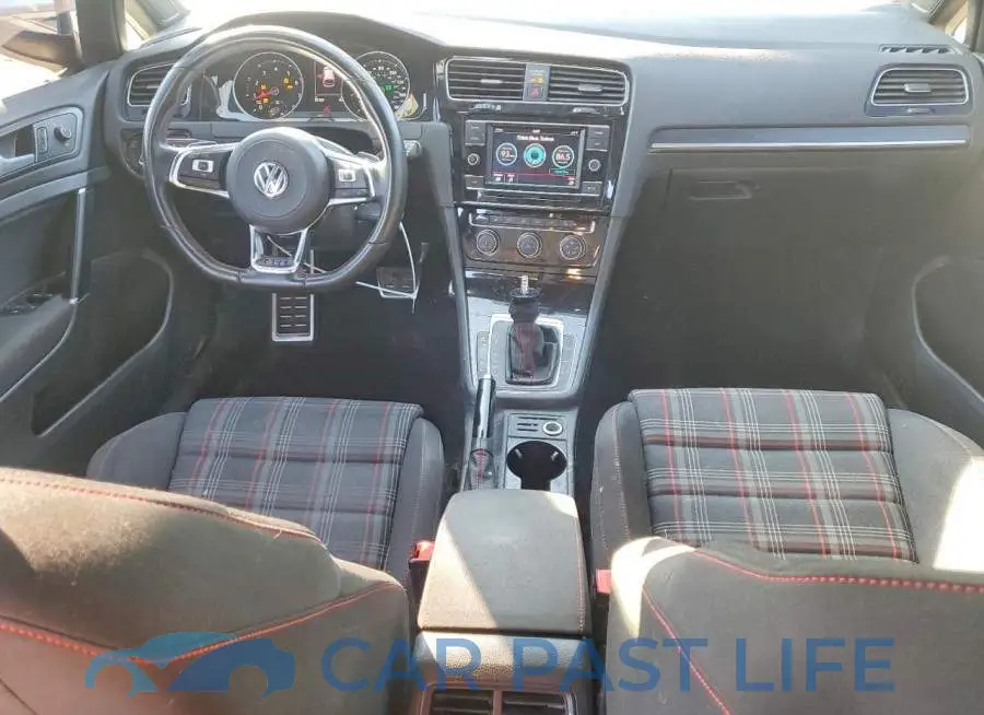 3VW6T7AU8KM018660# 8