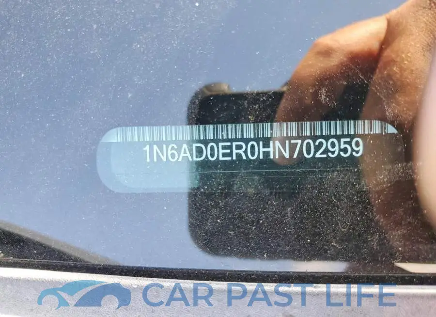 1N6AD0ER0HN702959# 12