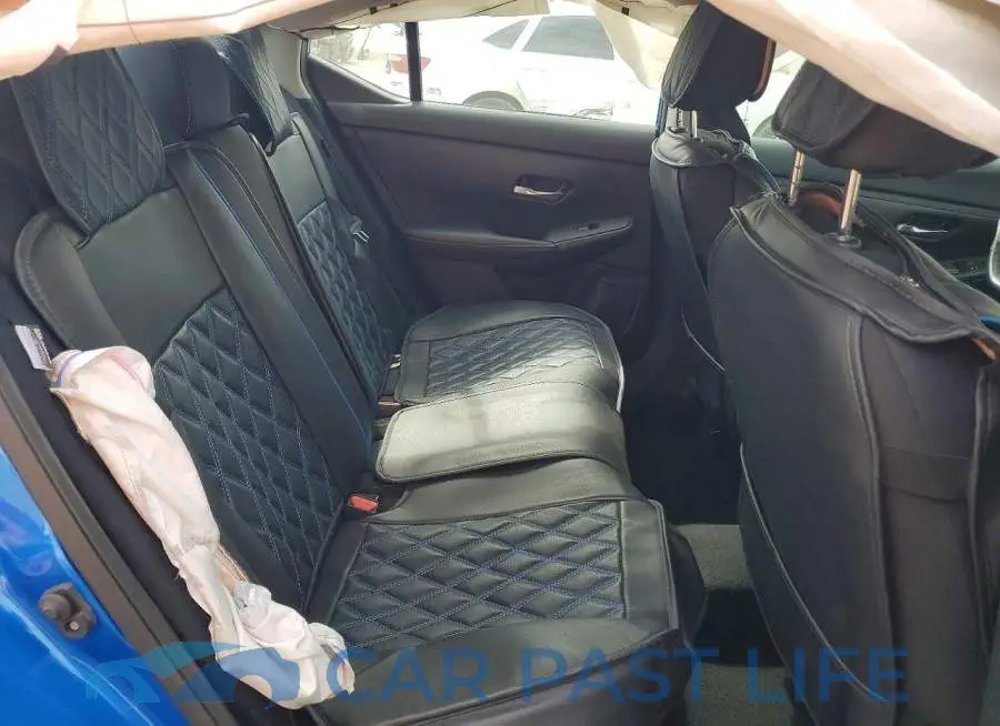3N1AB8CV5MY313063# 10