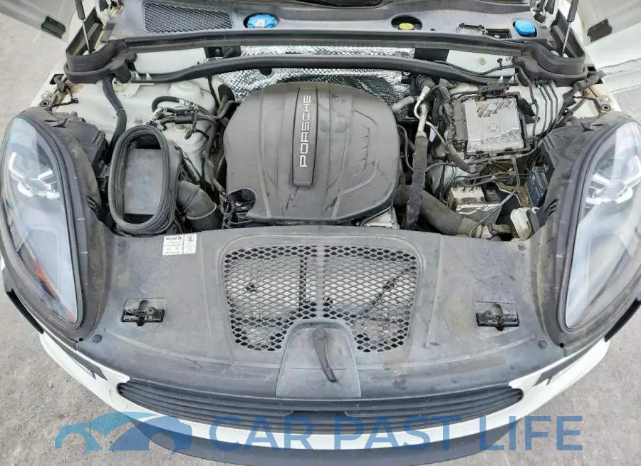 WP1AA2A52KLB04819# 11
