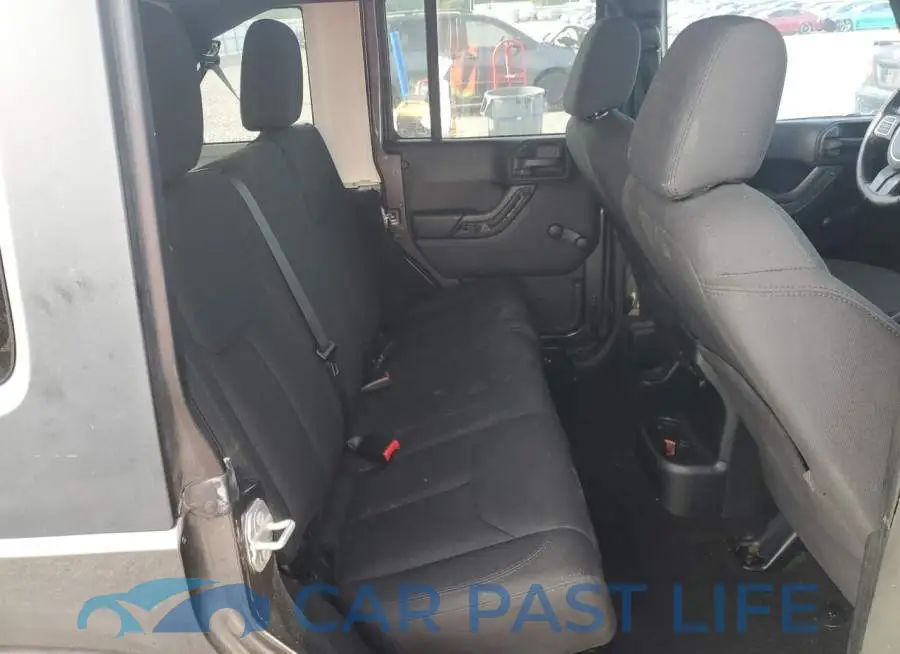 1C4BJWDG6HL500271# 11