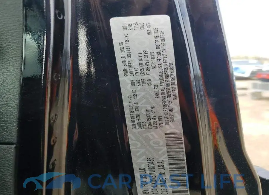 1C4HJXDN3MW870486# 12