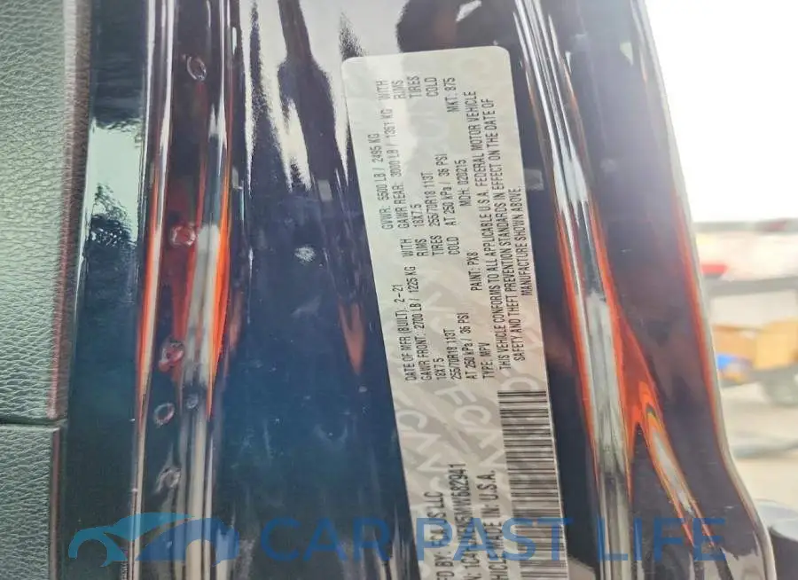 1C4HJXEN5MW682941# 13