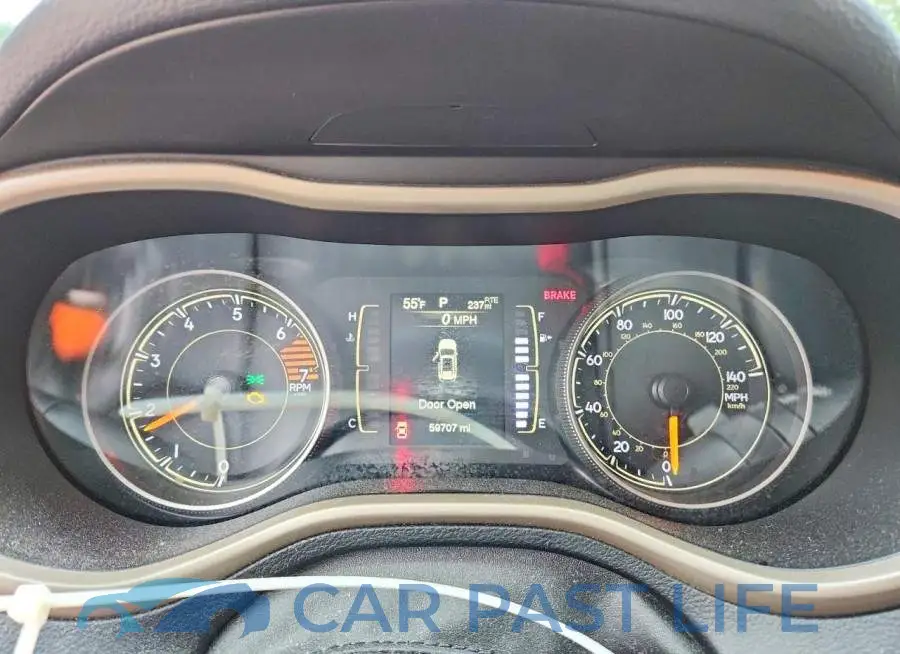 1C4PJLCB2HW585604# 9