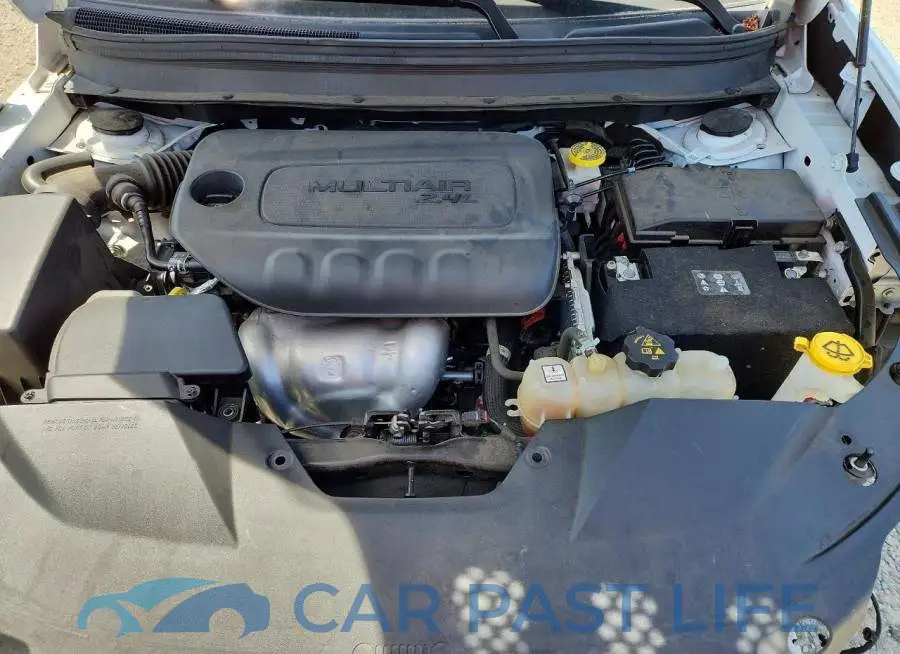 1C4PJLCB2LD654201# 12