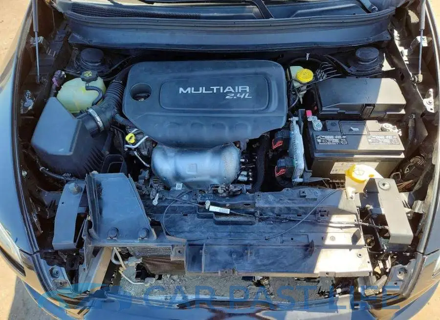 1C4PJLCB5HW540382# 12