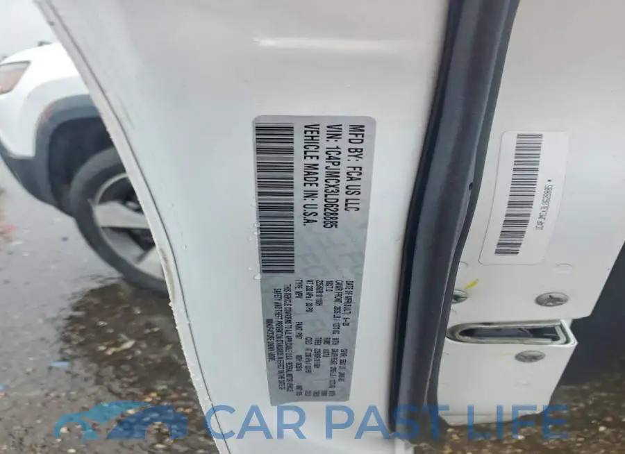 1C4PJMCX3LD628885# 13
