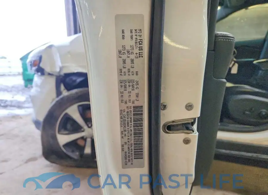 1C4PJMDX3KD451185# 13