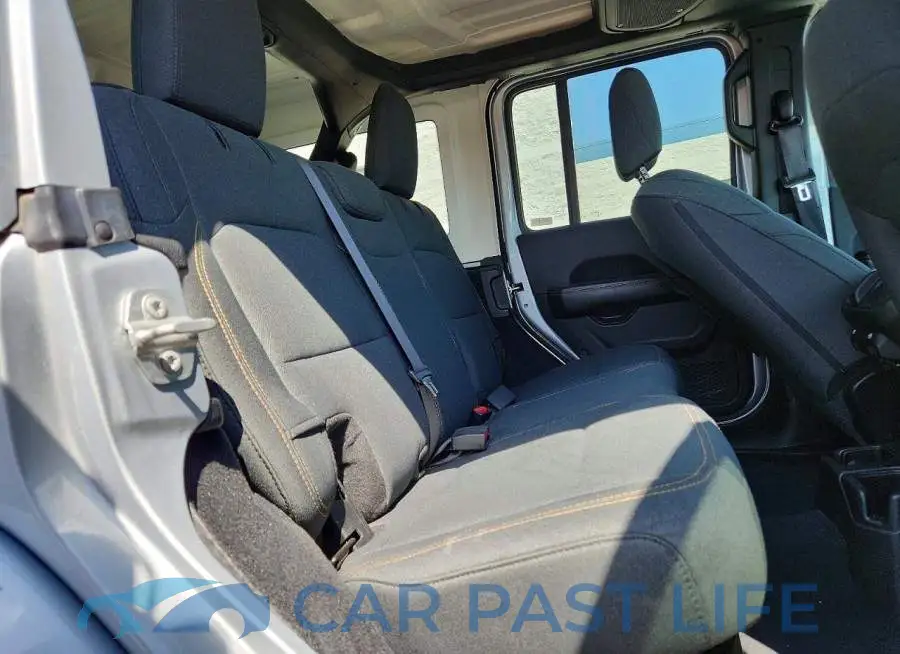 1C4PJXEN3RW129417# 10