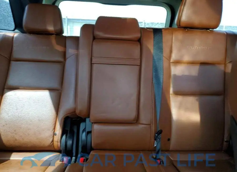 1C4RJFJM4JC423303# 10