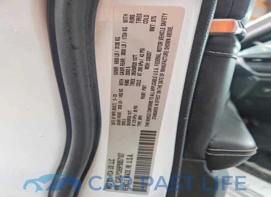 1C4RJYD69P8857107# 14