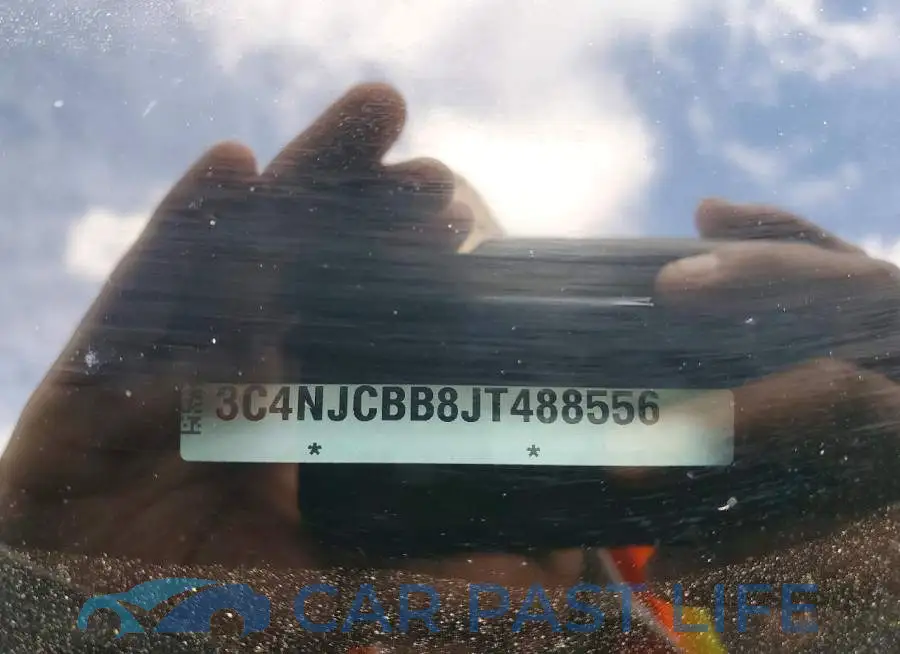 3C4NJCBB8JT488556# 13