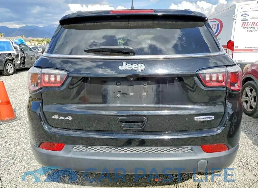 3C4NJDBB9JT413788# 6