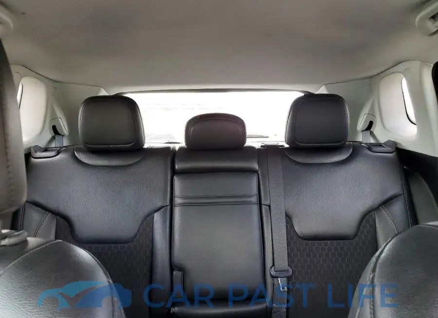 3C4NJDBB9JT413788# 10