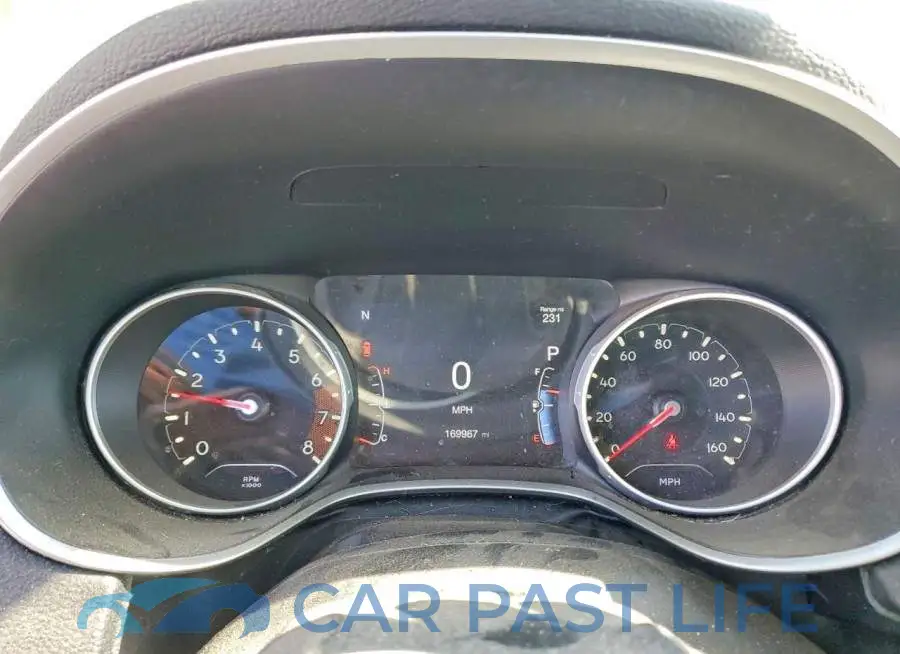 3C4NJDCB2JT163308# 9