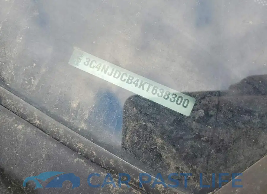 3C4NJDCB4KT638300# 12