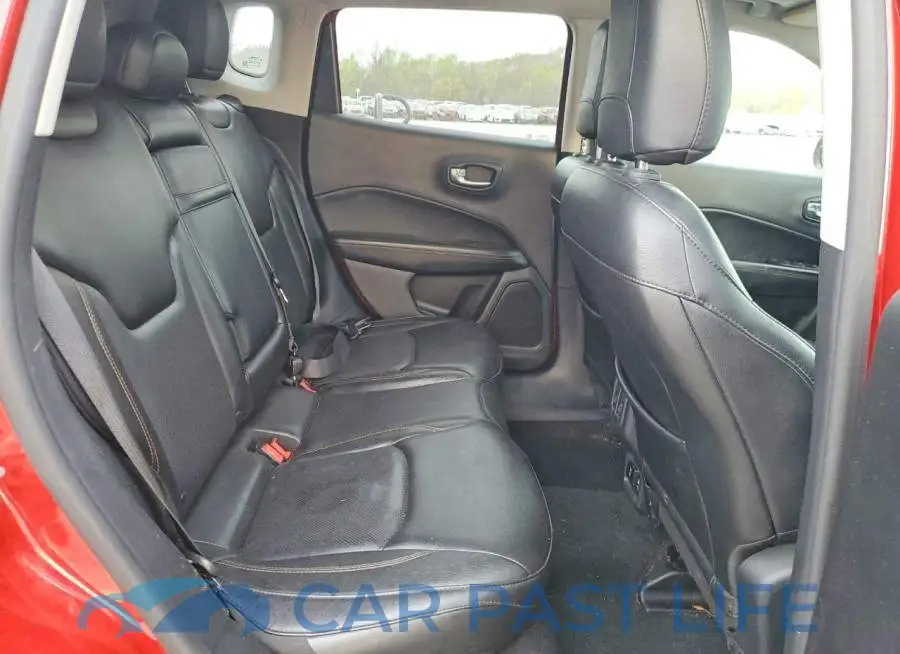 3C4NJDCB6JT223039# 10