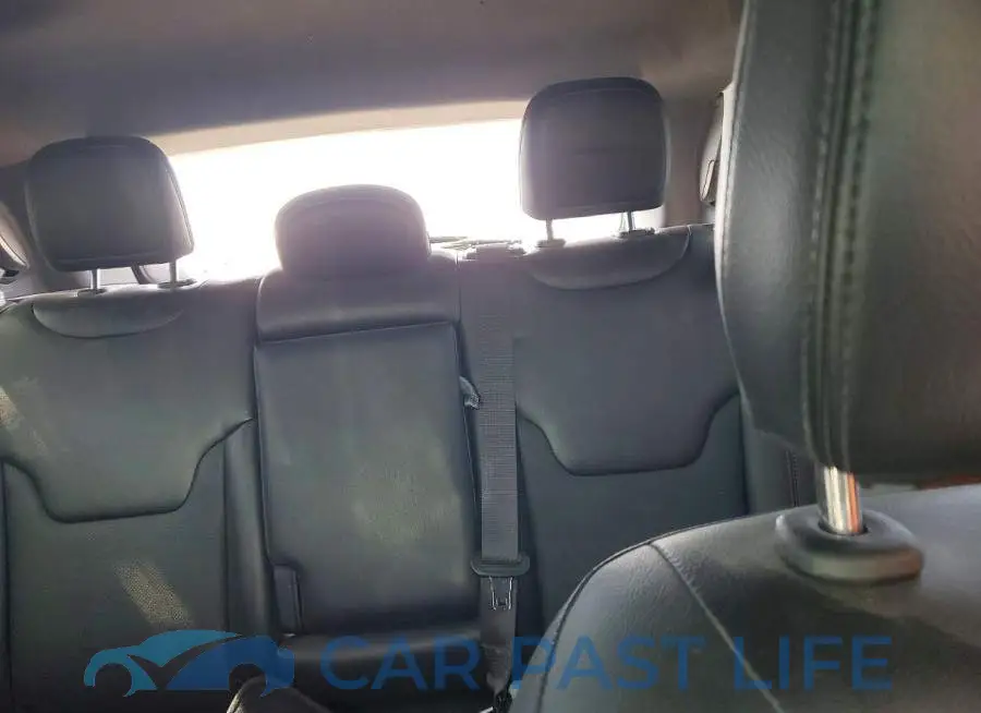 3C4NJDCN8PT531784# 10