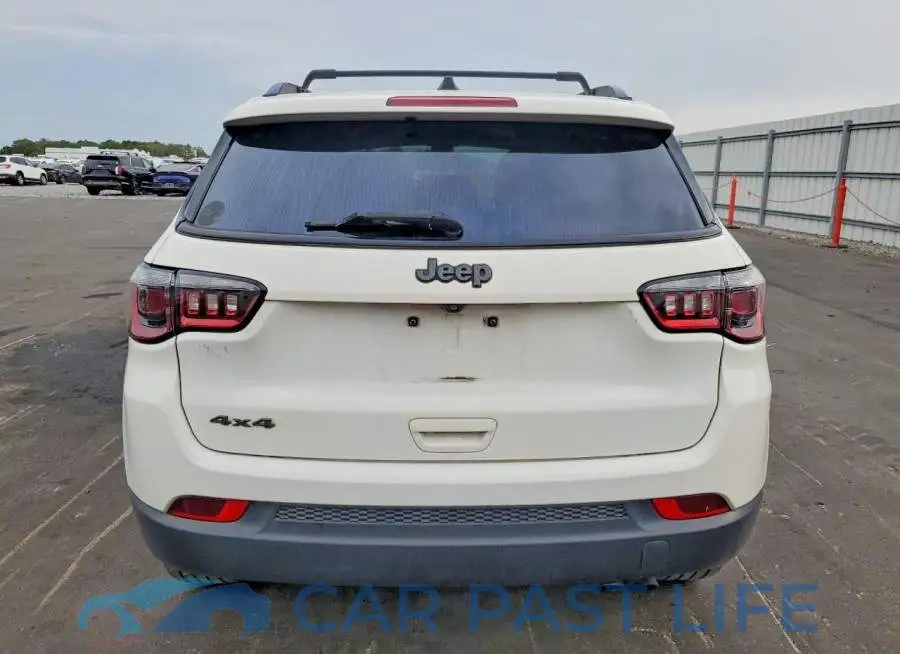3C4NJDEB4MT589468# 6