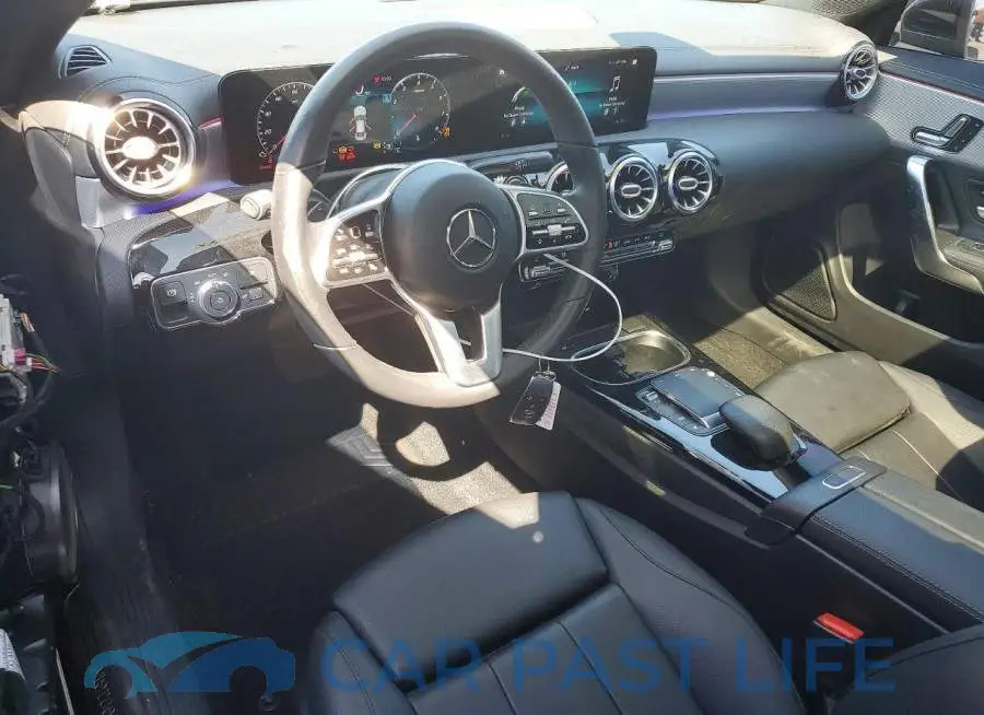 W1K5J4GB7MN172008# 8