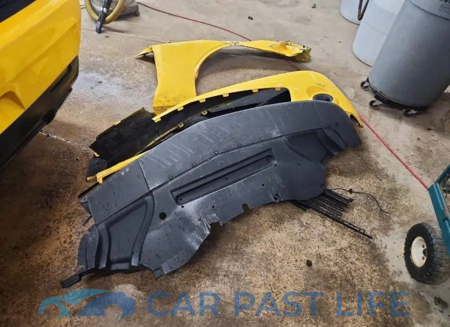 2C3CDZAG8HH609138# 12