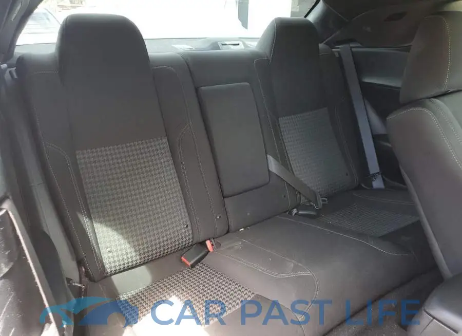2C3CDZAG9LH105304# 10