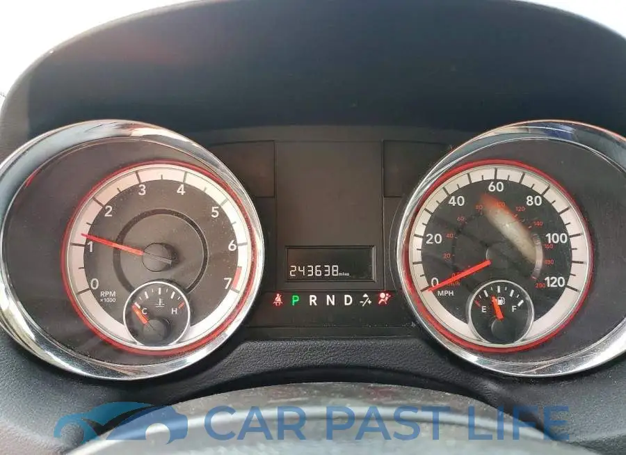 2C7WDGBG4KR792053# 9