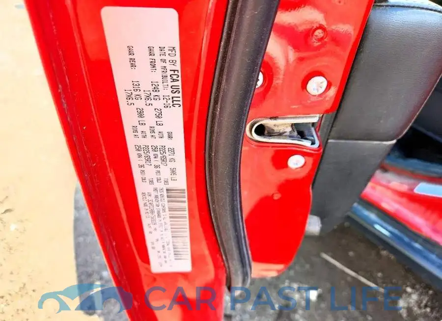 3C4PDCAB8HT569228# 13