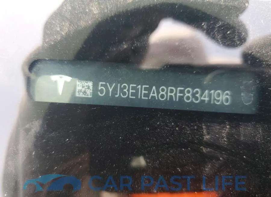 5YJ3E1EA8RF834196# 13