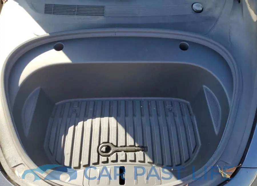 5YJ3E1EA9PF609590# 11