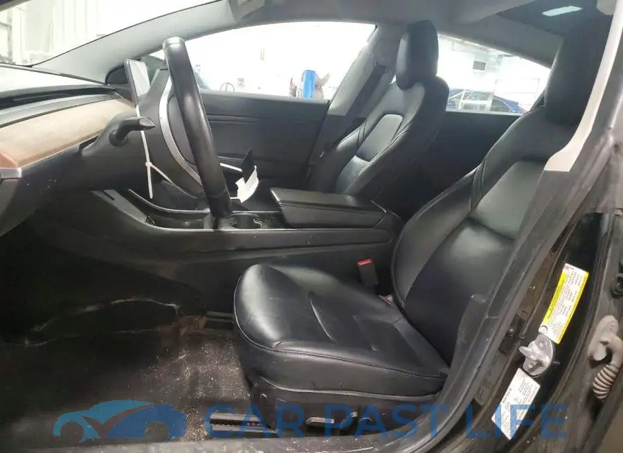 5YJ3E1EB5KF385669# 7