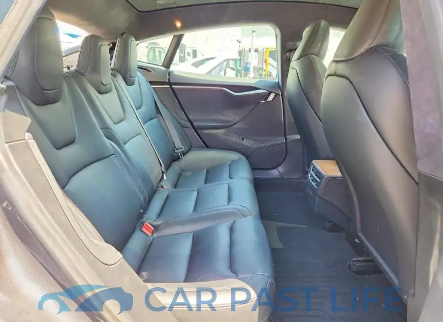 5YJSA1E22LF401285# 10